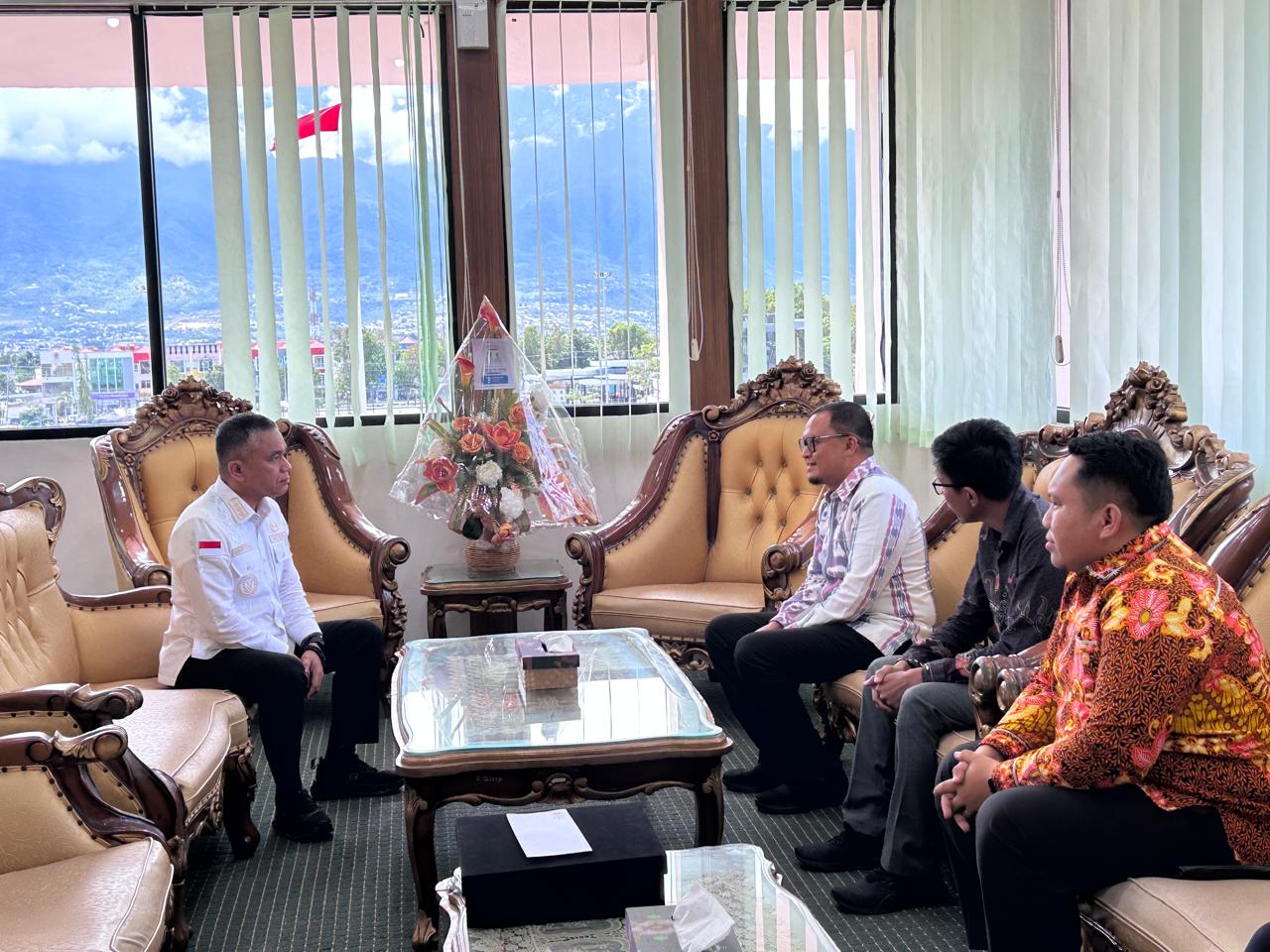 Silaturahmi Bawaslu Kota Palu kepada Wali Kota Palu