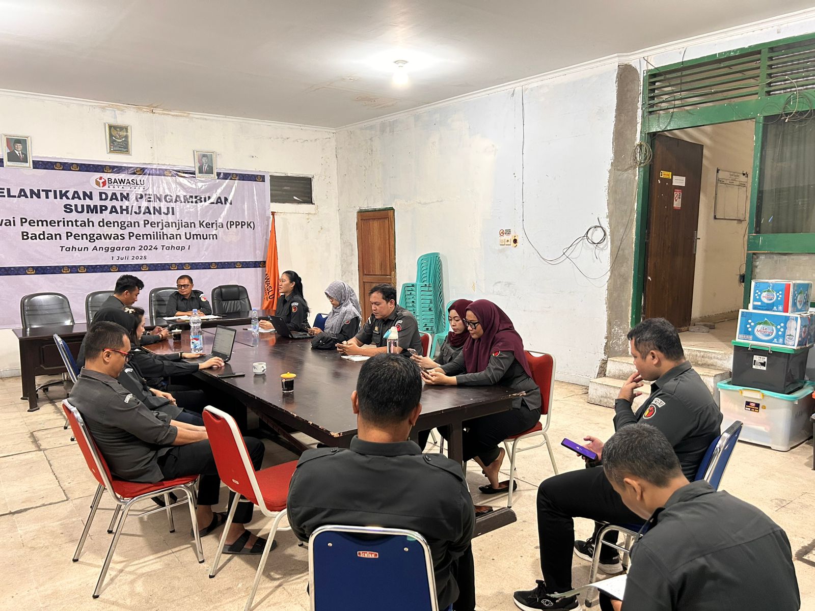 Bawaslu Kota Palu Akan Putar dan Nyanyikan Lagu Indonesia Raya, Lagu Nasional dan Mars Bawaslu Setiap Jam 10 Pagi