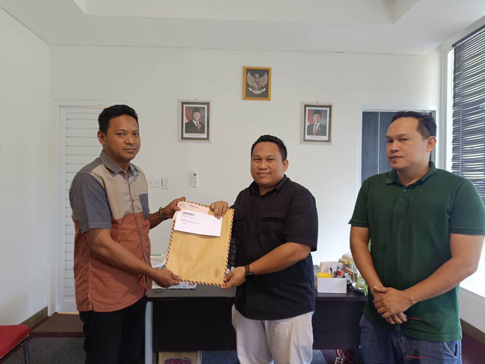 Sosialisasi Kompetisi Debat Penegakkan Hukum Pemilu 