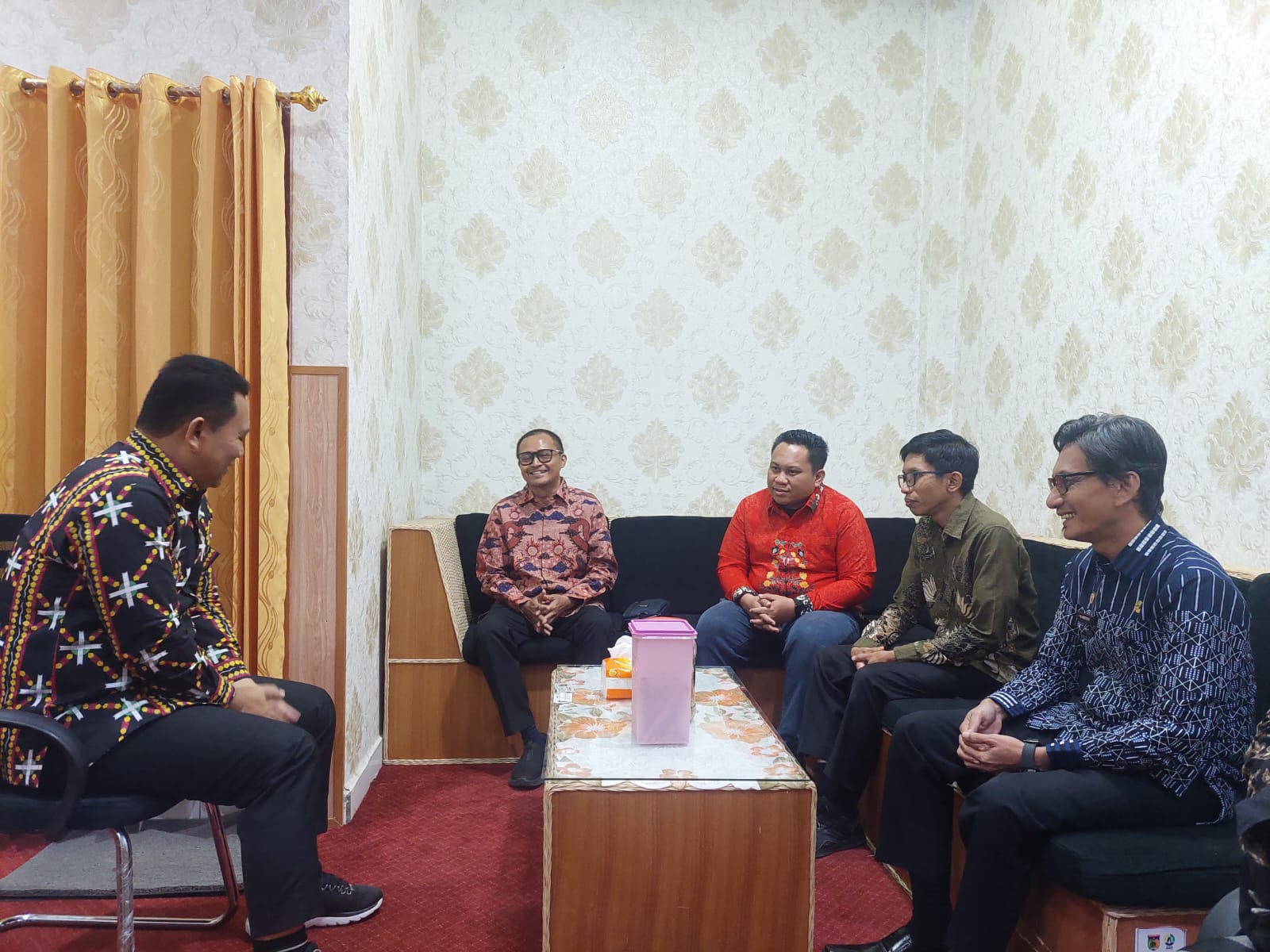 Bawaslu Kota Palu dan BKPSDMD Bahas Dampak Pilkada Tidak Langsung dan Penguatan Kelembagaan ASN