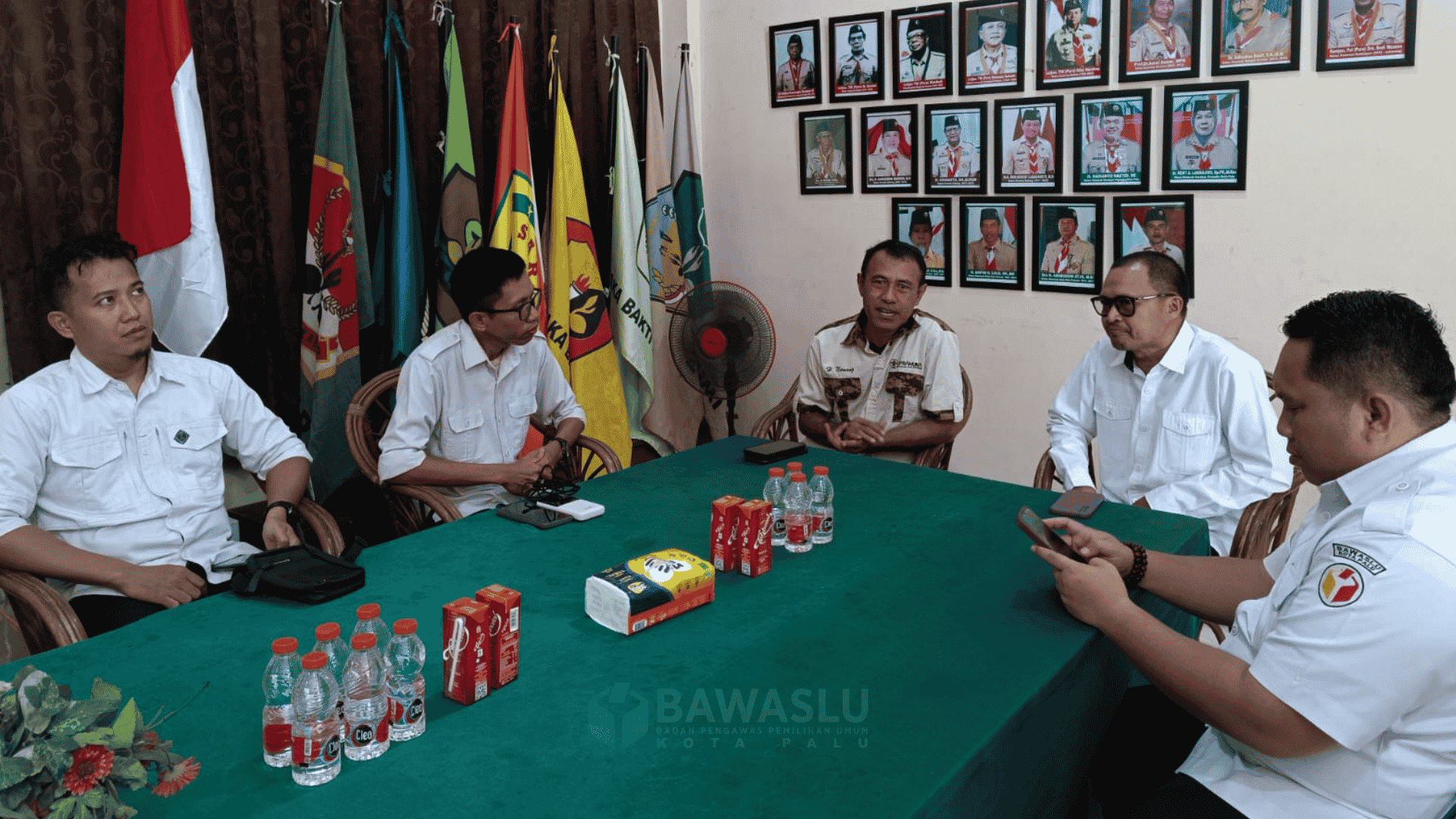 Bawaslu Kota Palu melaksanakan giat Konsolidasi Demokrasi bersama Kwartir Cabang (Kwarcab) Pramuka Kota Palu