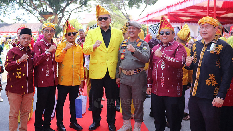 Peringatan Hari Ulang Tahun (HUT) Kota Palu ke-48 berlangsung meriah di halaman Kantor Wali Kota, Minggu (27/9/2026).  Dari Bawaslu Kota Palu, 