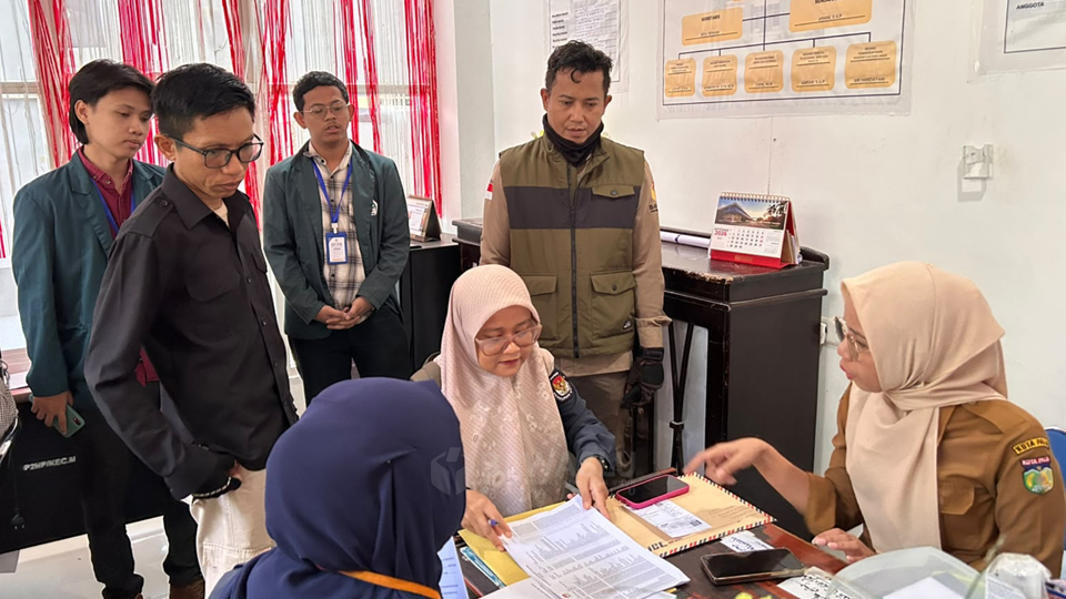 Bawaslu Kota Palu melaksanakan pengawasan terhadap kegiatan Pencocokan Terbatas (Coktas) dalam Pemutakhiran Data Pemilih Berkelanjutan (PDPB) Triwulan III Tahun 2026.