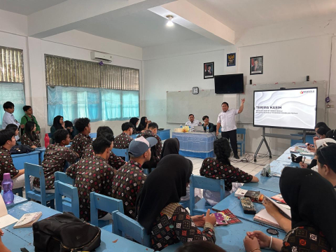Kembali Gelar Konsolidasi Demokrasi Goes to School, Bawaslu Kota Palu berkunjung ke SMA Karuna Dipa