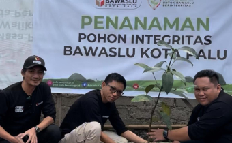Foto Penanaman Pohon Integritas