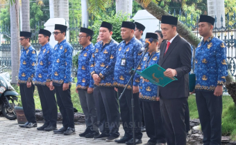 Upacara peringatan Hari Kebangkitan Nasional (Harkitnas) ke-118 berlangsung di halaman Kantor Bawaslu Provinsi Sulawesi Tengah, Rabu (20/5/2026). 