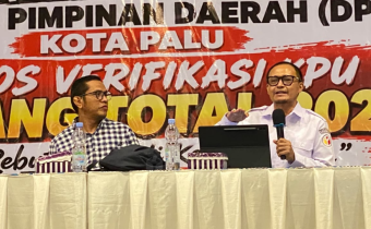 Praktik politik uang dan politisasi bantuan sosial (bansos) menjadi sorotan Ketua Bawaslu Kota Palu, Agussalim Wahid, dalam Rapat Koordinasi Daerah (Rakorda) Partai Solidaritas Indonesia (PSI)